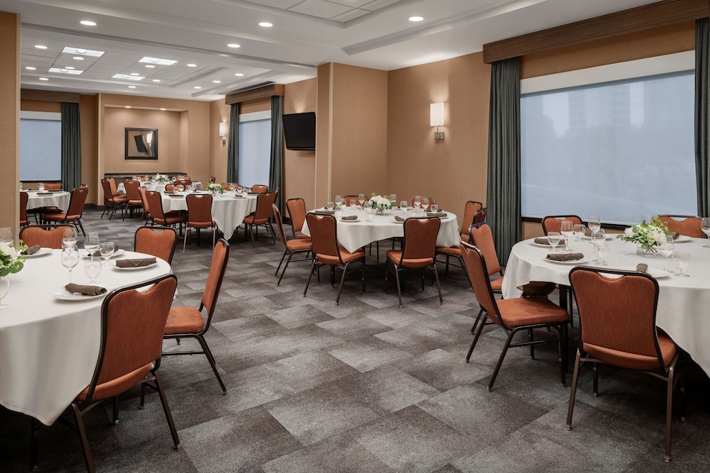 Hilton Garden Inn Minneapolis Downtown - photo 46