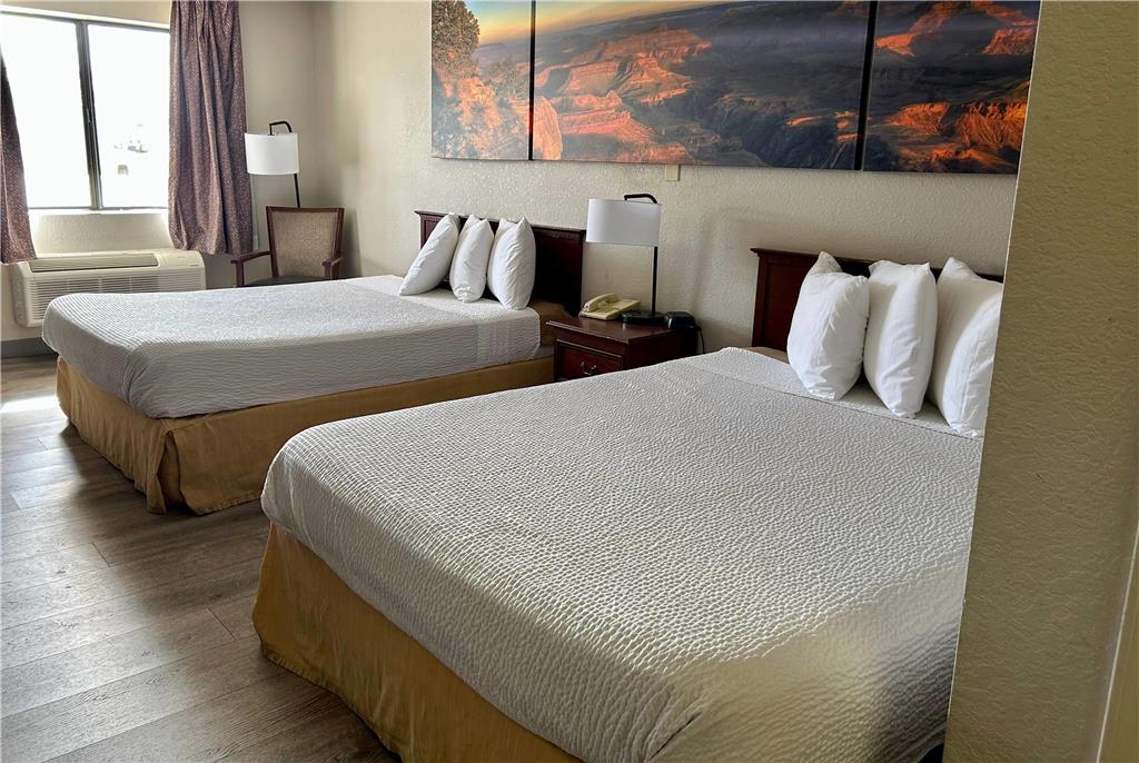 Days Inn by Wyndham Kingman West - photo 10
