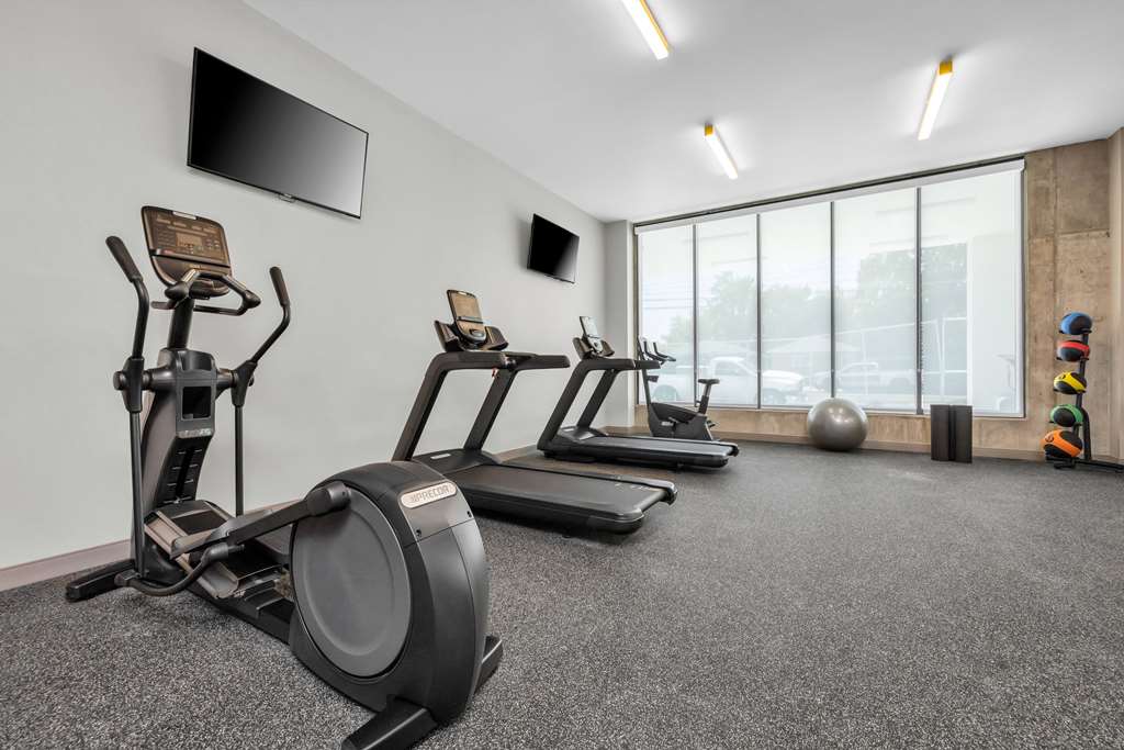 La Quinta Inn & Suites by Wyndham San Jose Airport Downtown - photo 31