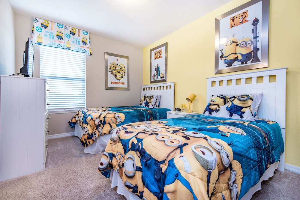 Solterra Sunshine Villa townhome with private pool in a resort setting - photo 7