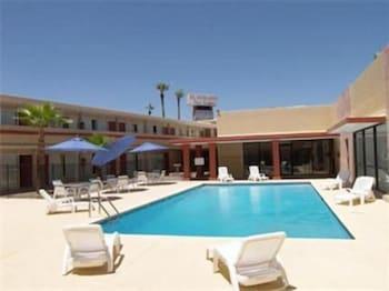 El Dorado Inn Suites - photo 7