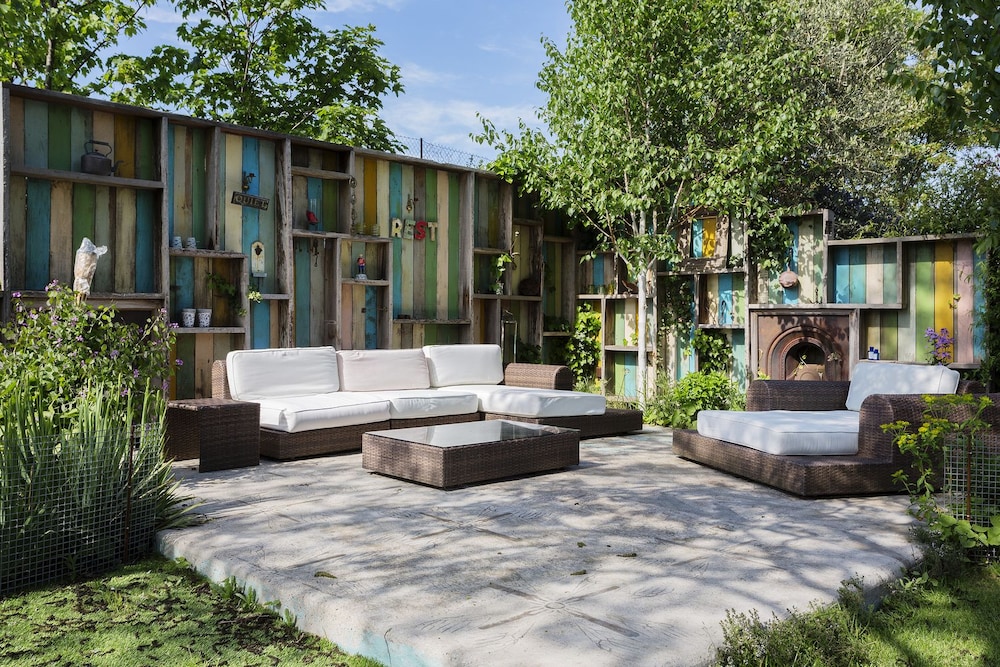 Veeve Rest and Play — 4-Star Luxury Hotel in London, United Kingdom