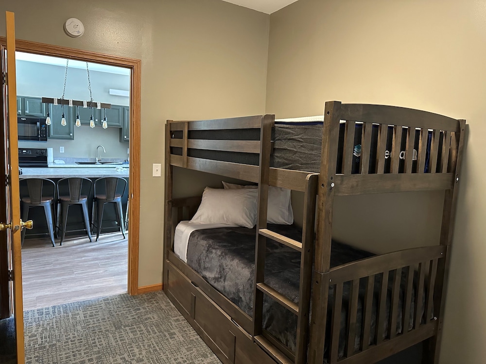 EverSpring Inn & Suites - photo 6