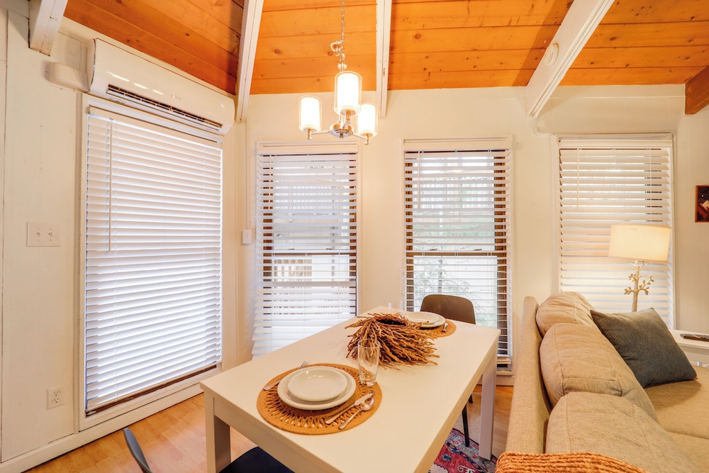 1 Mi to Beech Mountain Resort: Comfy Condo - photo 8
