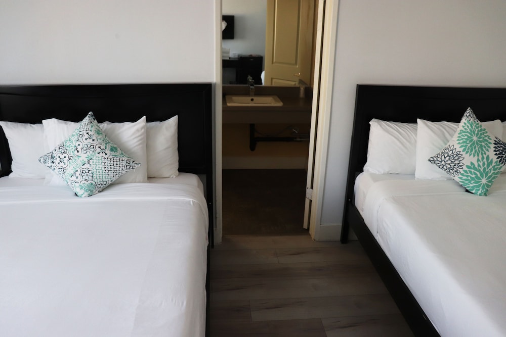 Hometel Suites Los Angeles - photo 11