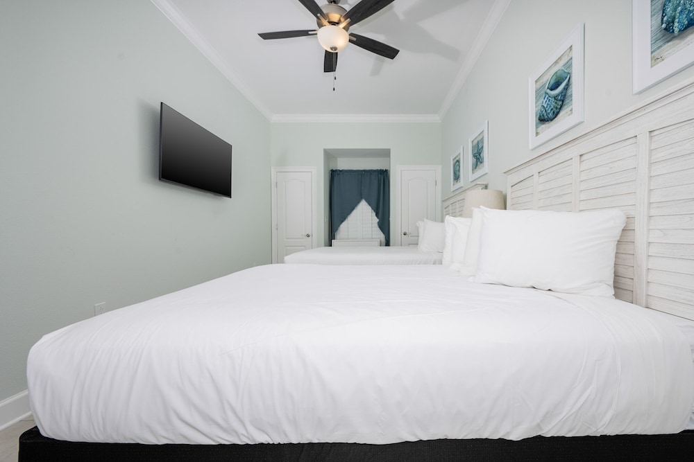 Phoenix Gulf Towers 2206 2 Bedroom Condo - photo 8