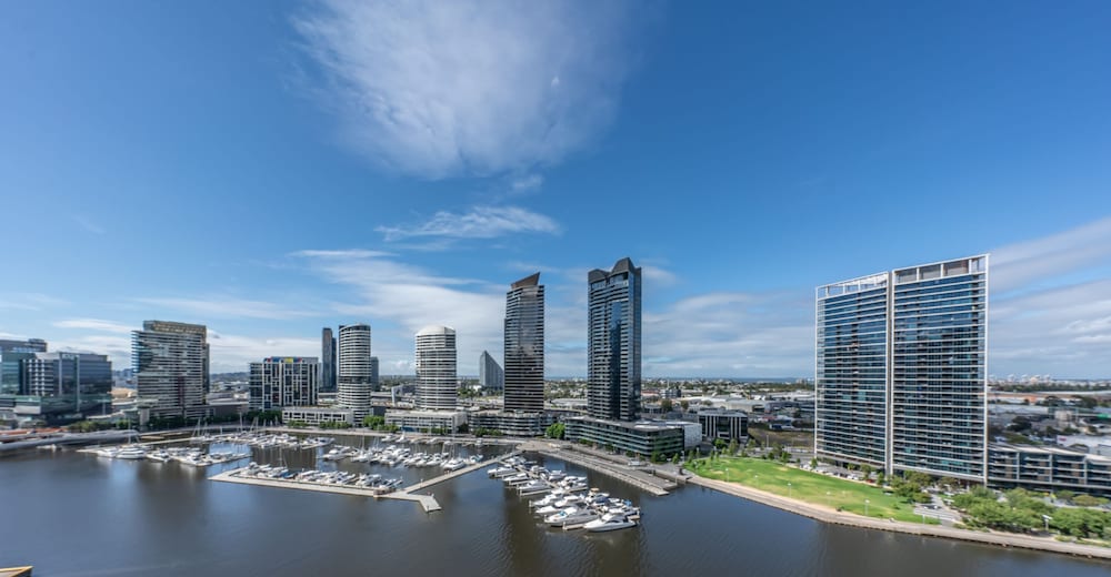 Melbourne Private Apartments Collins Street Waterfront Docklands — 5-Star Luxury Hotel in Melbourne, Australia