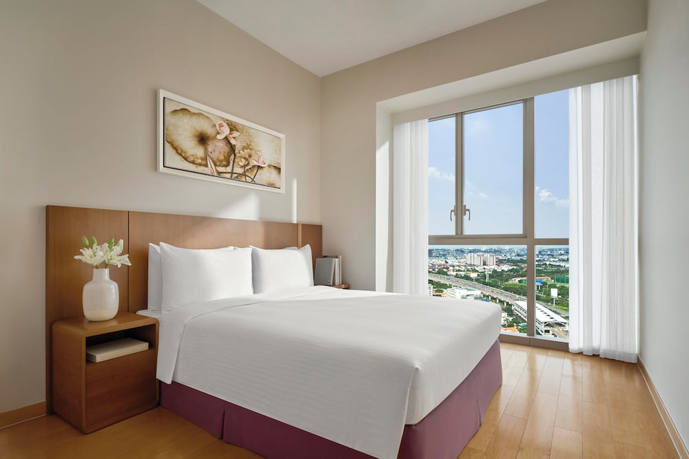 Somerset Vista Ho Chi Minh City — 4-Star Luxury Hotel in Ho Chi Minh City, Vietnam