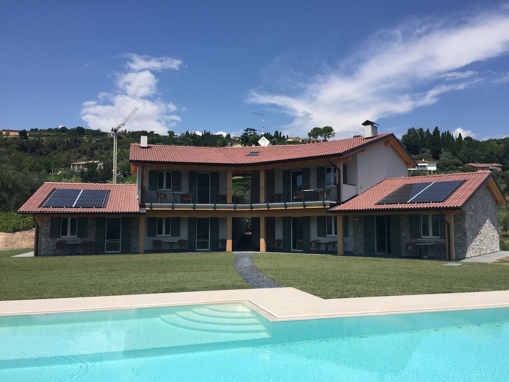 Val Mora Bio Apartments — 4-Star Luxury Hotel in Garda, Italy
