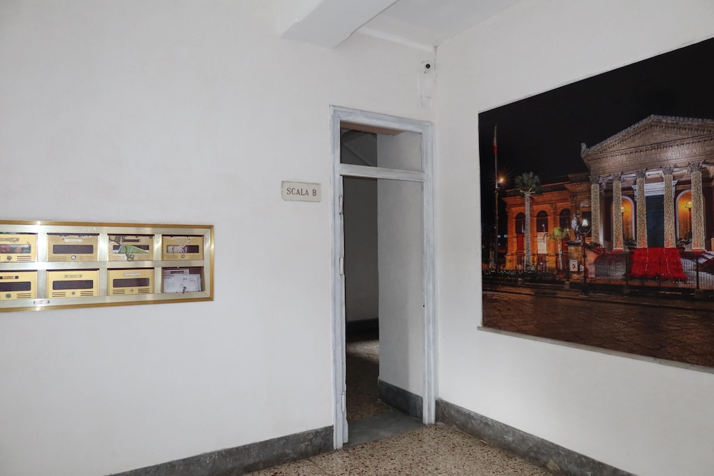 Suites Domus Fysi — Palermo — photo 2