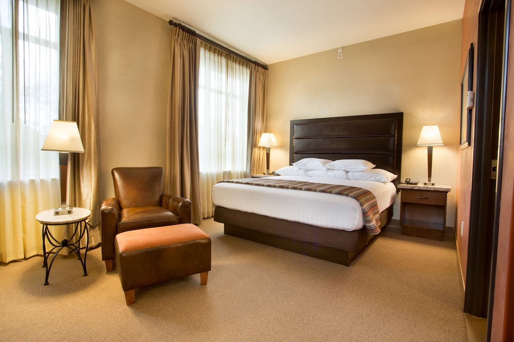 Drury Plaza Hotel in Santa Fe - photo 17