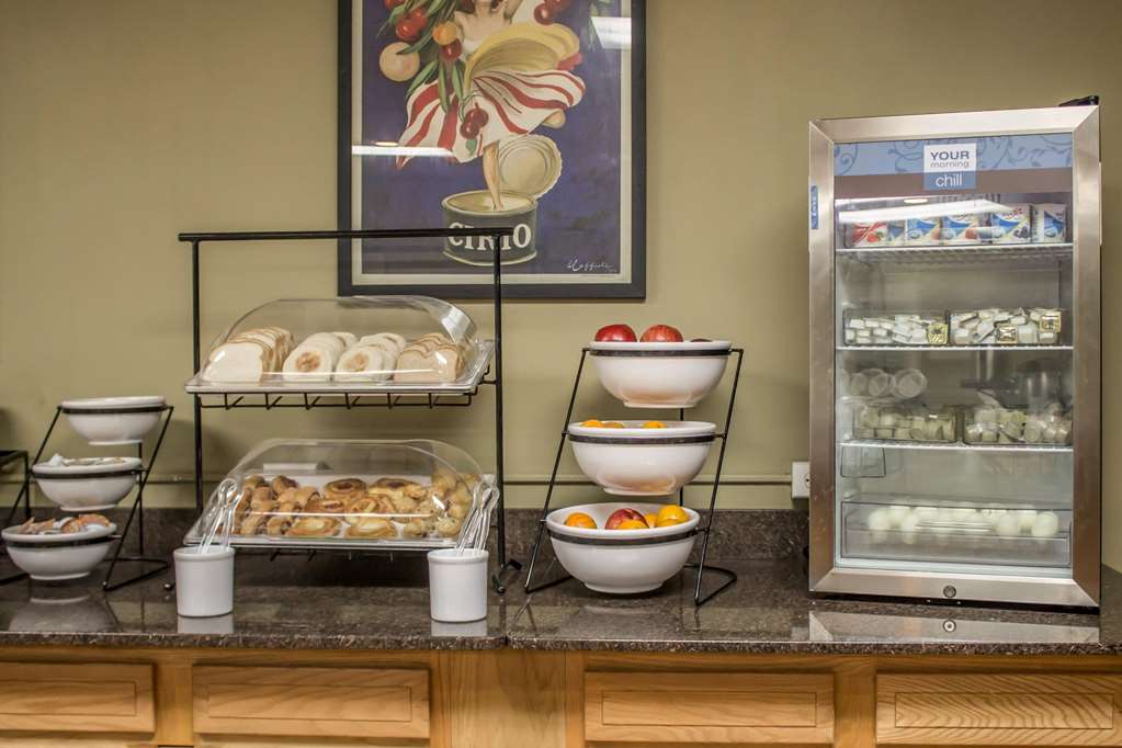 Comfort Inn Sandusky - photo 36