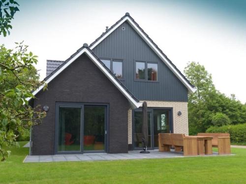 Duinbraam — 4-Star Luxury Hotel in Den Burg, Netherlands