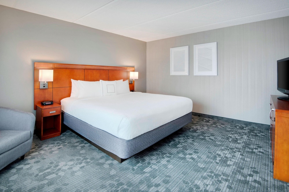 Courtyard by Marriott Savannah Midtown - photo 5