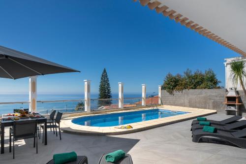 Villa Longueira — 4-Star Luxury Hotel in Nossa Senhora Do Monte, Portugal