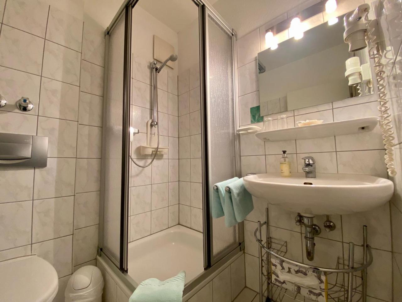 Hotel Kaiserswerth — Duesseldorf — photo 4