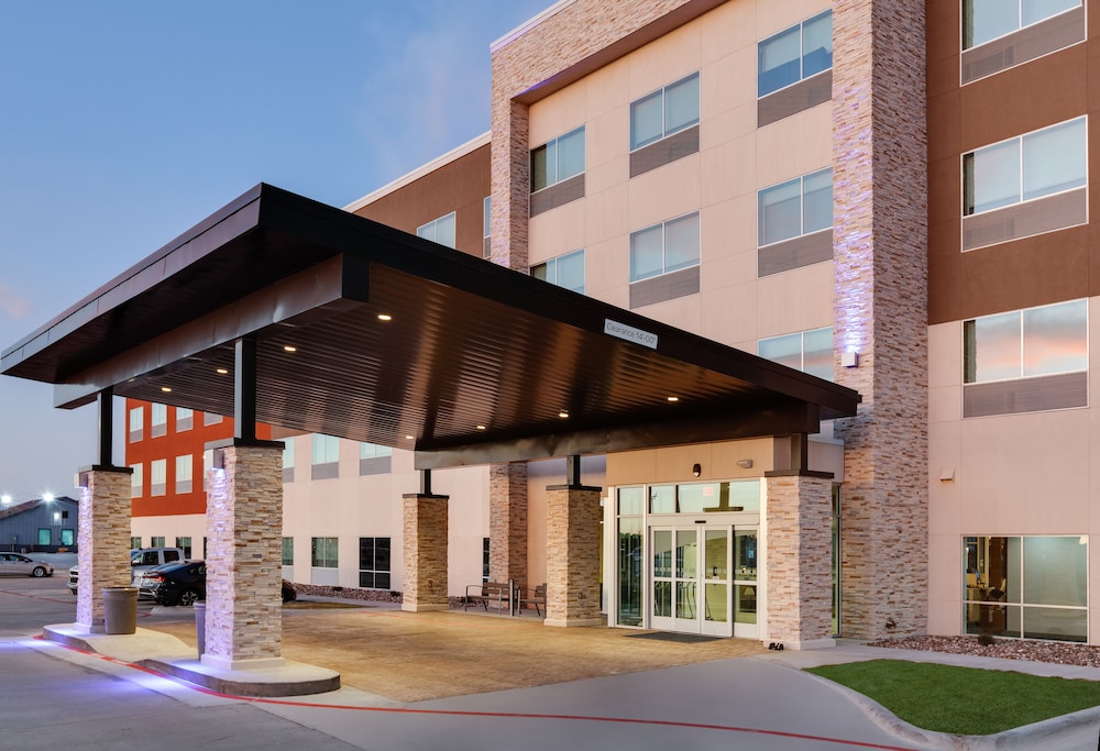 Holiday Inn Express Kermit by IHG - photo 31