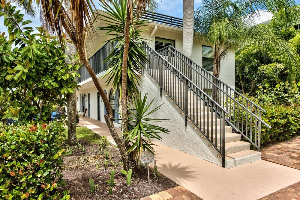 Le Monaco Condo at Olde Naples — 4-Star Luxury Hotel in Naples, United States