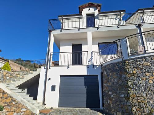 Casa Marta 11 — 4-Star Luxury Hotel in Garlenda, Italy