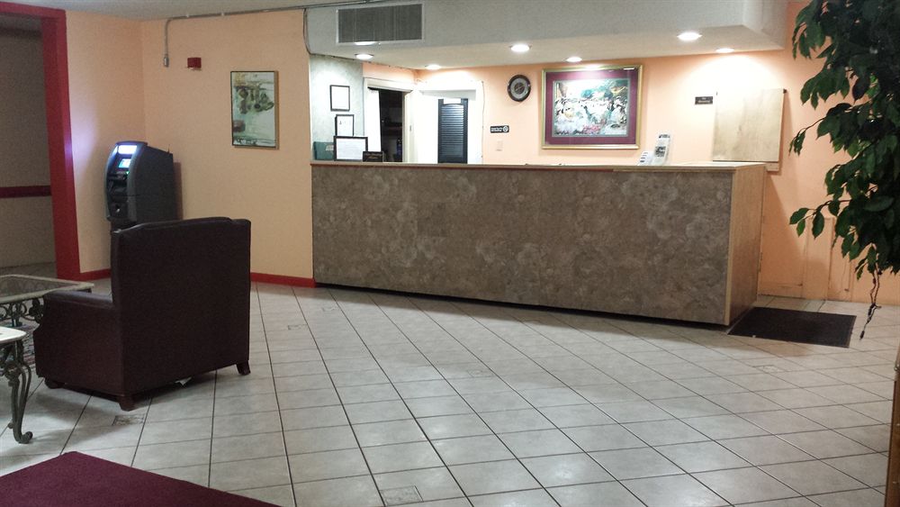 Country Hearth Inn & Suites Hotels - photo 13