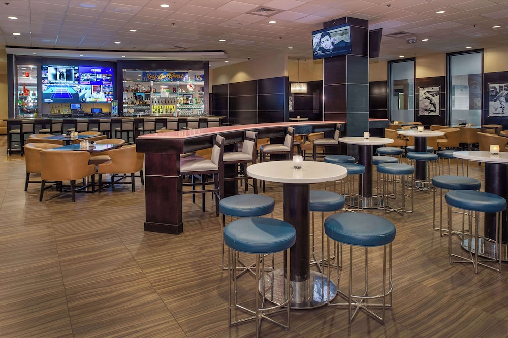 Hilton St. Louis at the Ballpark - photo 103