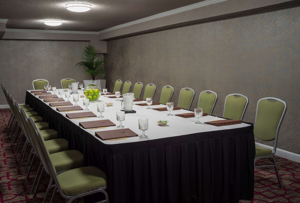 DoubleTree by Hilton Hotel Austin Northwest Arboretum - photo 31