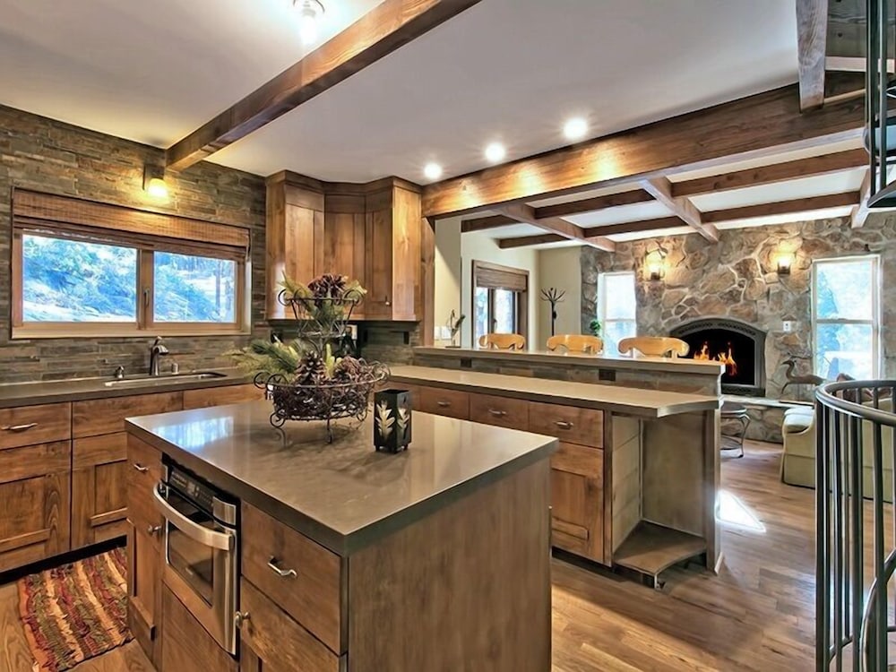 3877 Crest Drive - photo 8