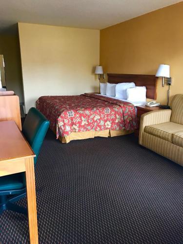 Coachman's Inn - photo 6