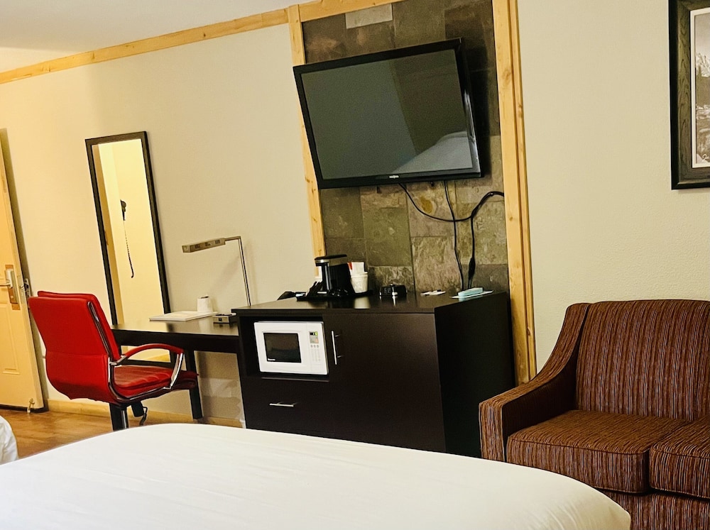 Americas Best Value Inn Wall - photo 11