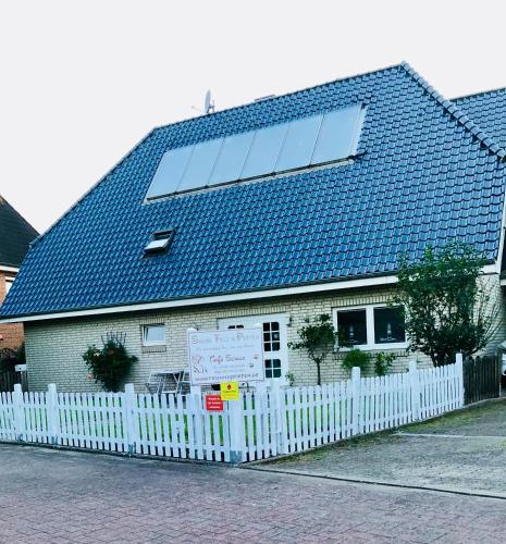 Appartementhaus Liberty — 4-Star Luxury Hotel in Busum, Germany