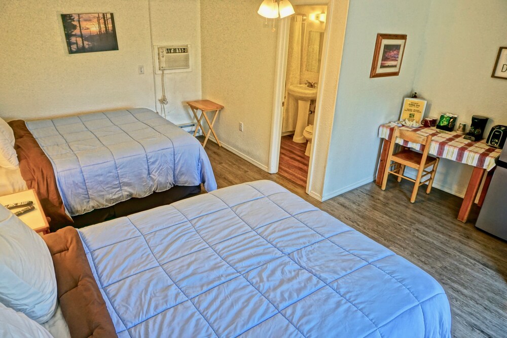 Arbor Inn Motel Oakridge - photo 9