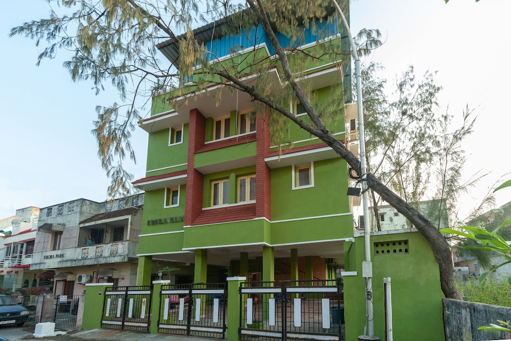 OYO 26936 Adhithya Inn - last minute hotel in Chennai