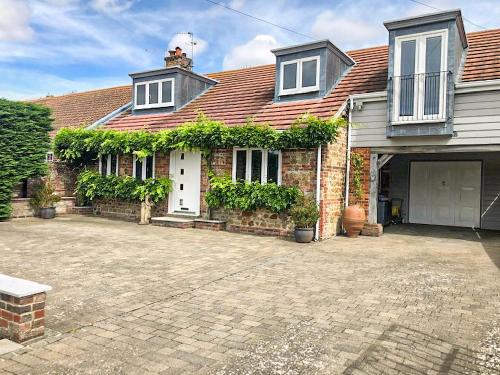 The Gatehouse Uk40089 — Bognor Regis