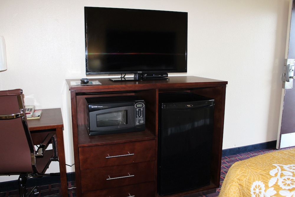 Bluegrass Inn - photo 20