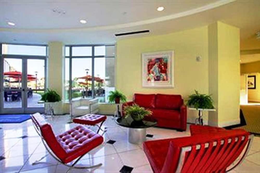 University Plaza Waterfront Hotel - photo 3