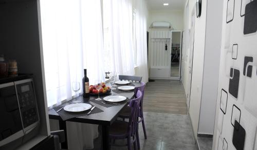 Sweet Home at Sololaki