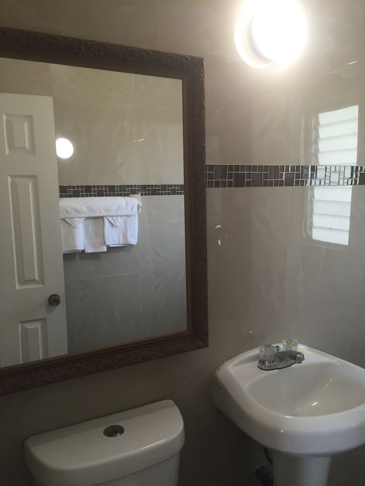 Family Inn - photo 16