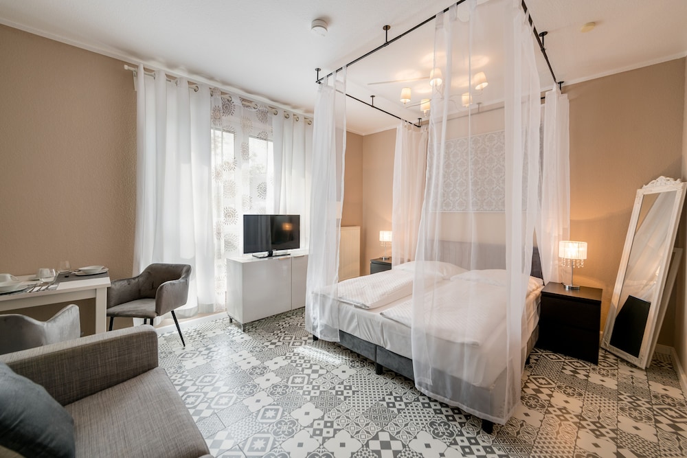 Aparthotel Alma Bonn — Bonn