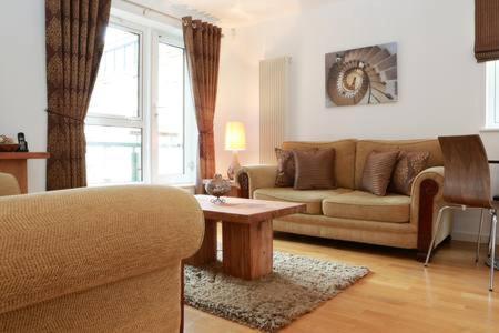 The Park Holyrood Road — 4-Star Luxury Hotel in Edinburgh, United Kingdom