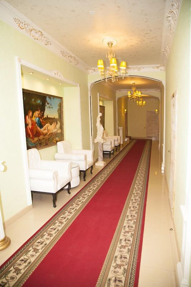 Plaza Hotel — hotel in Volgograd