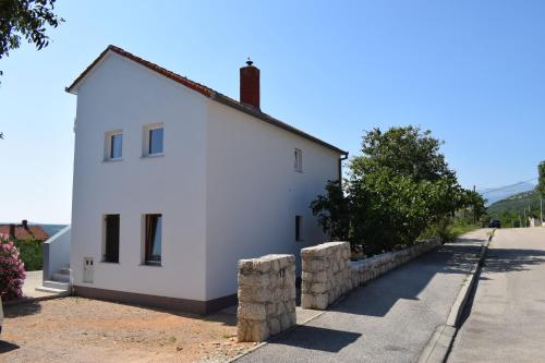 Apartman Podine Kruševo — 4-Star Luxury Hotel in Krusevo, Croatia