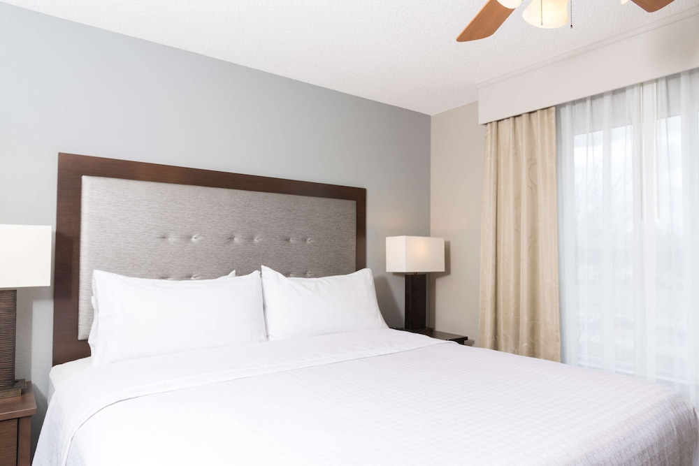Homewood Suites by Hilton Bloomington - photo 11