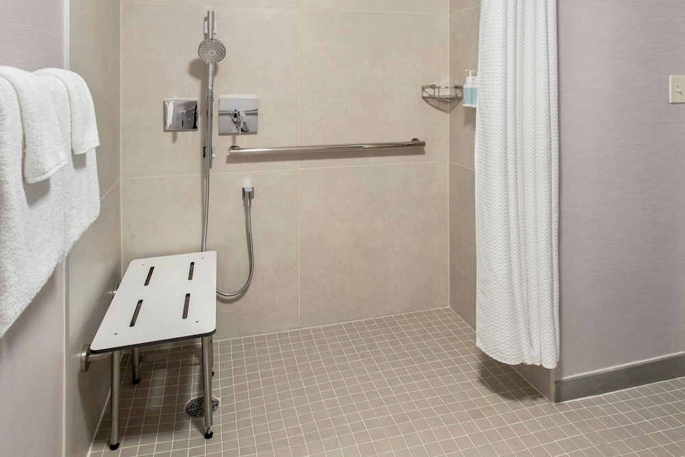 Courtyard by Marriott Novato Marin Sonoma - photo 18