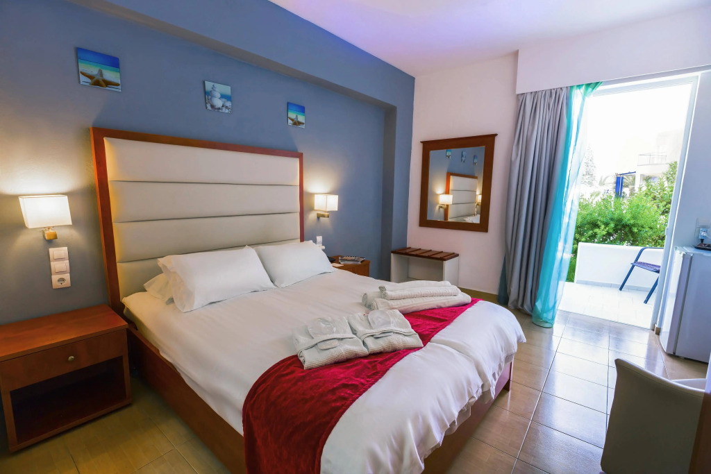 Crystal Residence — 4-Star Luxury Hotel in Rethymno, Greece