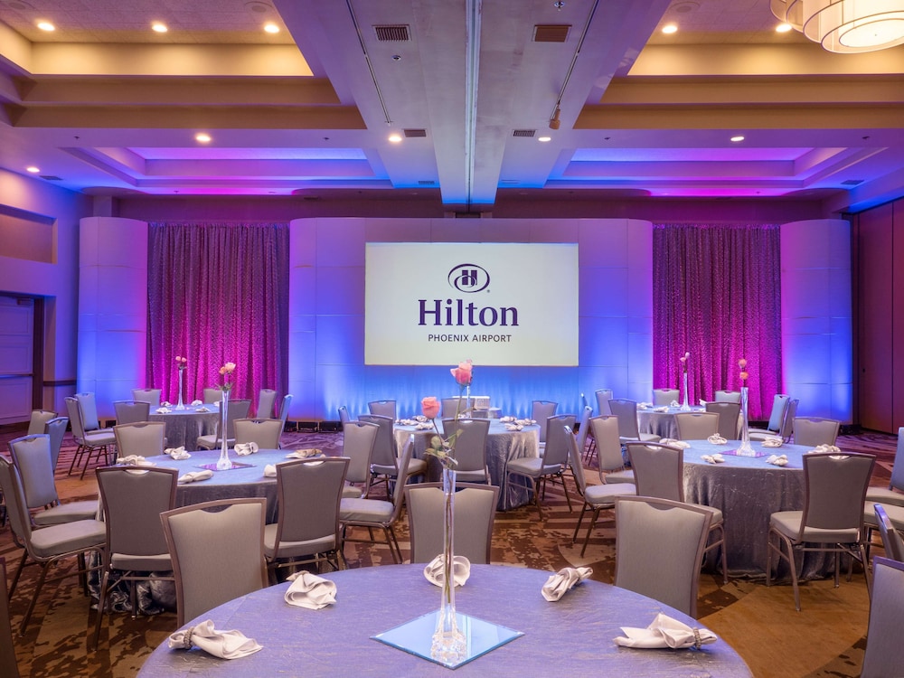 Hilton Phoenix Airport - photo 58