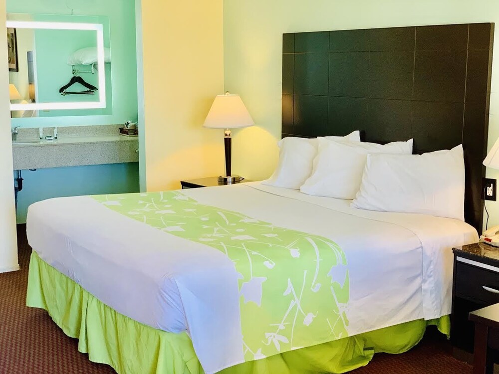 Morro Bay Beach Inn - photo 14