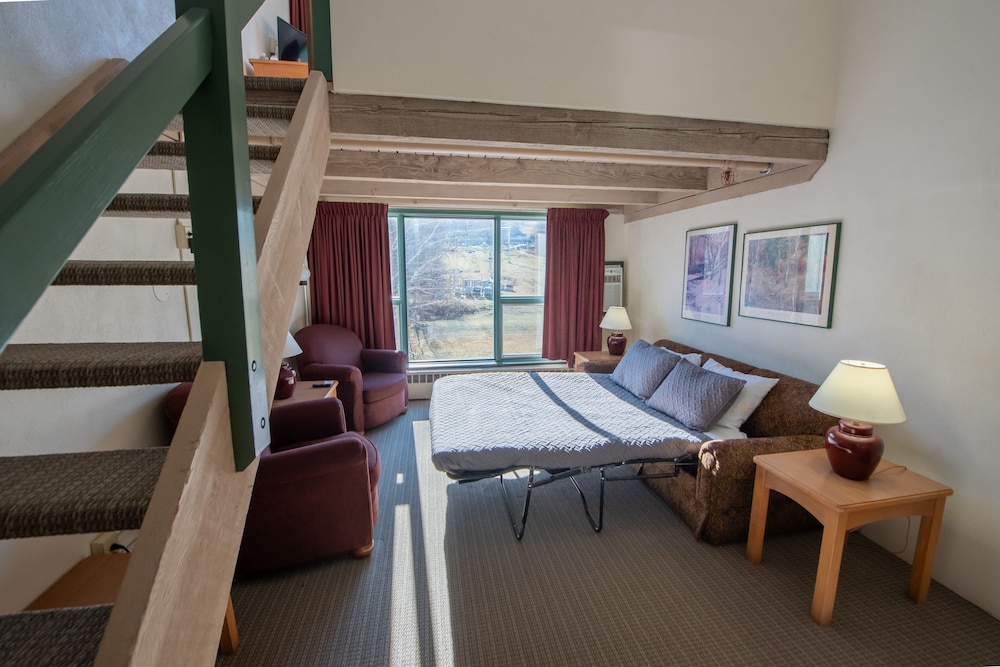 Sugarloaf Inn - photo 57