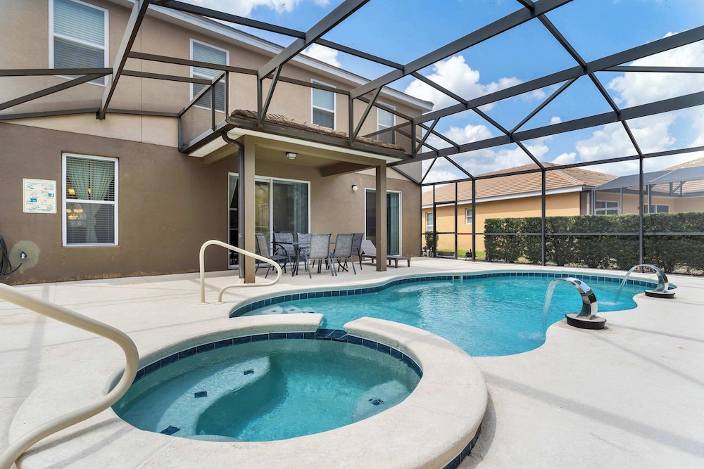 The Magic Hideaway at Solterra — 4-Star Luxury Hotel in Davenport, United States