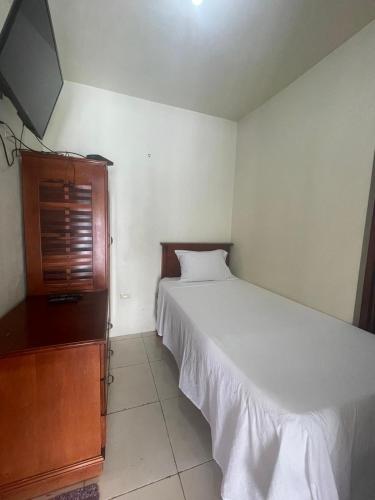 Paradise place small studio in Discovery Bay, Jamaica