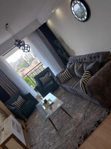 Royal Essence Apartment With Heated Swimming Pool Ample Parking Space Fully Equipped Gym And Amazing Scenic City Views
